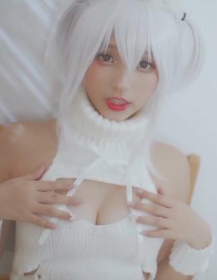 神楽坂真冬-危険な耳狼妹&兔娘